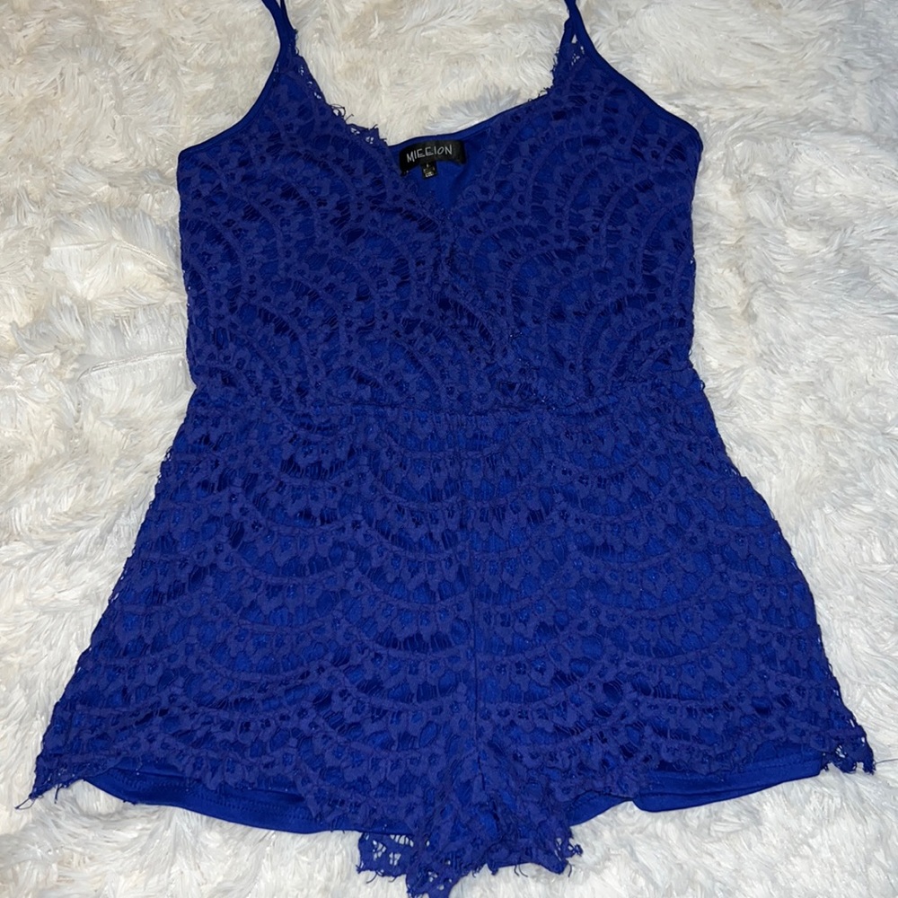 MIEEION Blue Lace Romper size large